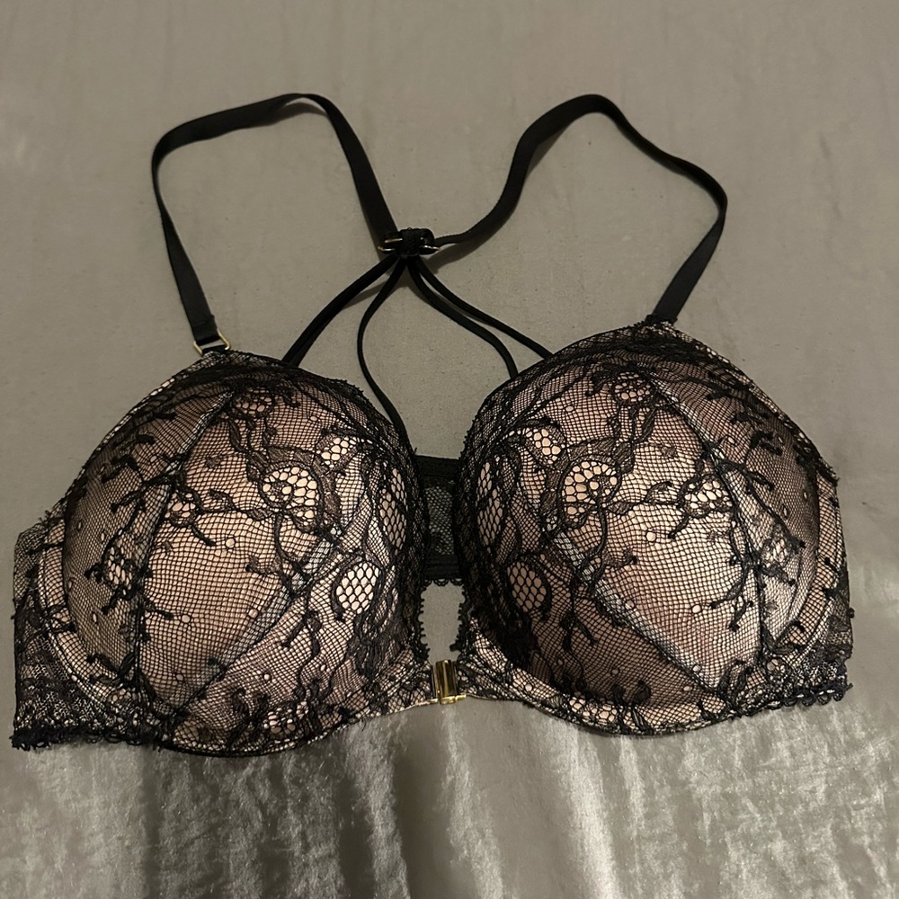 Black  VS Bombshell Bra size 34C